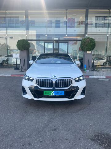 מודעת רכב ב מ וו סדרה 5