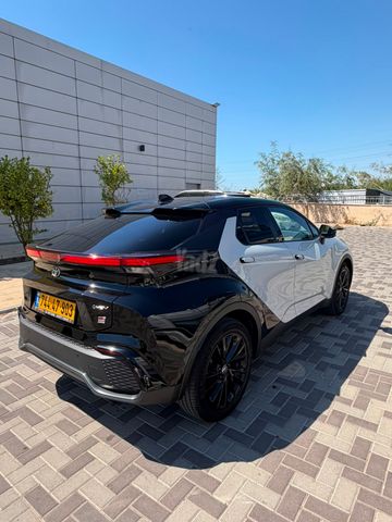 טויוטה C-HR