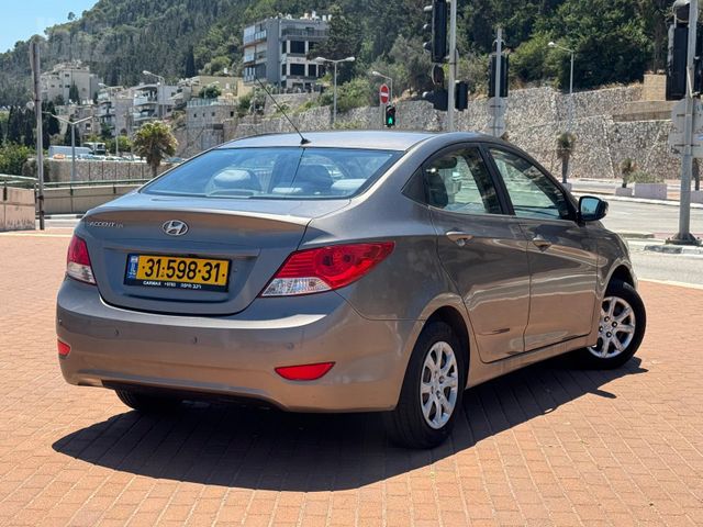 יונדאי אקסנט i25