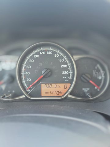 יונדאי i10