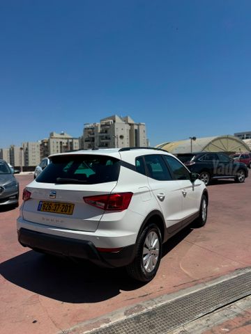 מודעת רכב סיאט ארונה 1