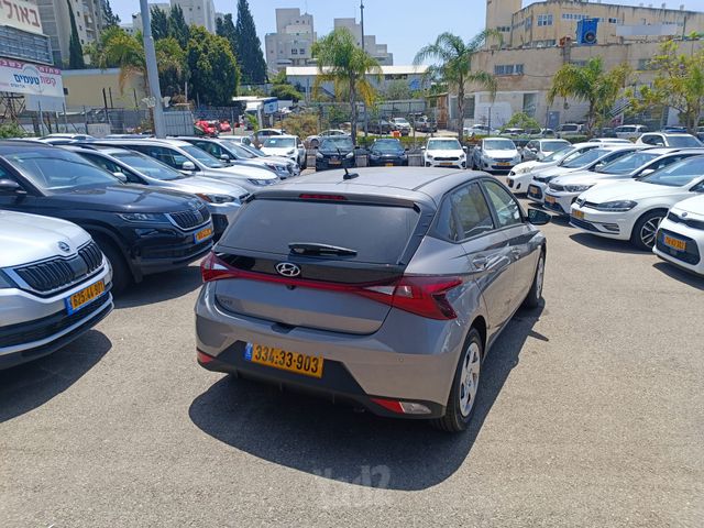 יונדאי i20