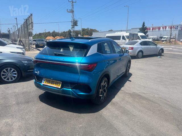 בי.ווי.די אטו 3