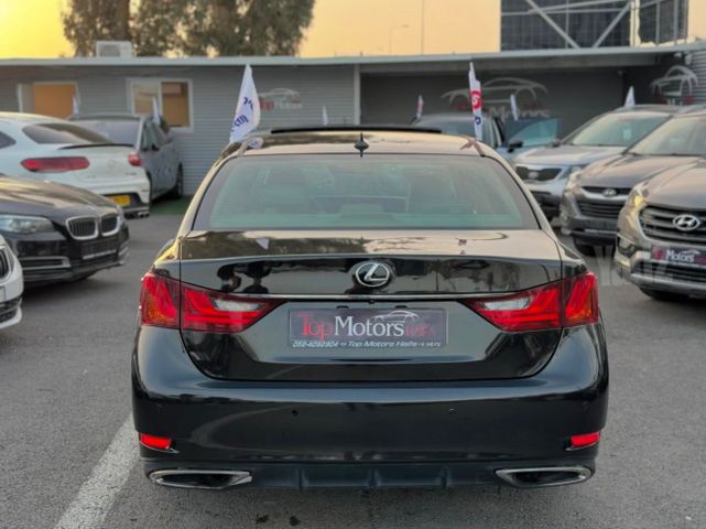 לקסוס GS