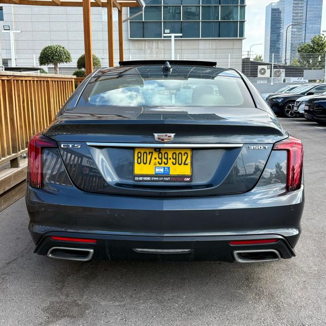 קאדילק CT5