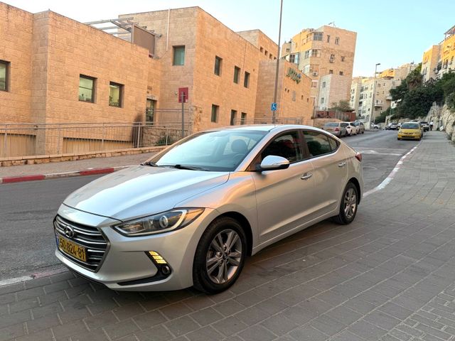 יונדאי אלנטרה