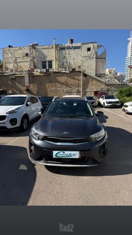 מודעת רכב קיה סטוניק 2