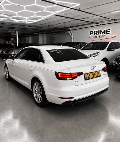 אאודי A4
