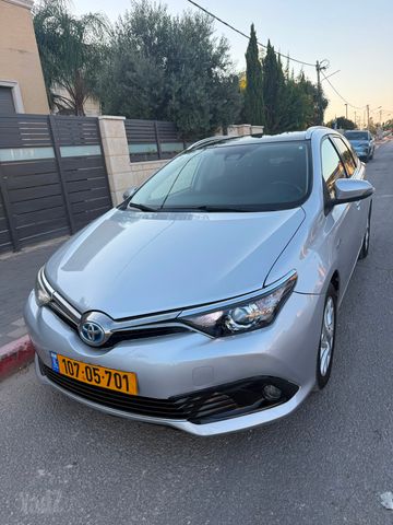 טויוטה אוריס