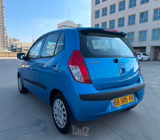 יונדאי i10
