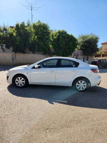 מודעת רכב מאזדה 3