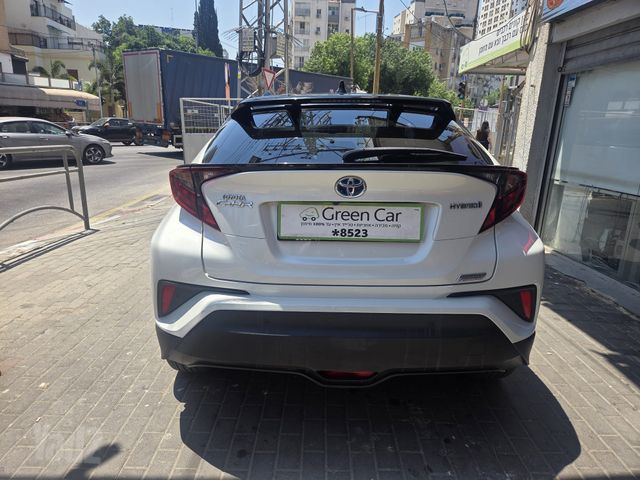 טויוטה C-HR