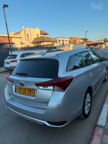 טויוטה אוריס