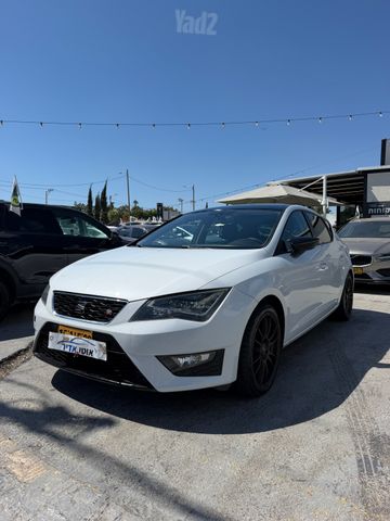 מודעת רכב סיאט לאון