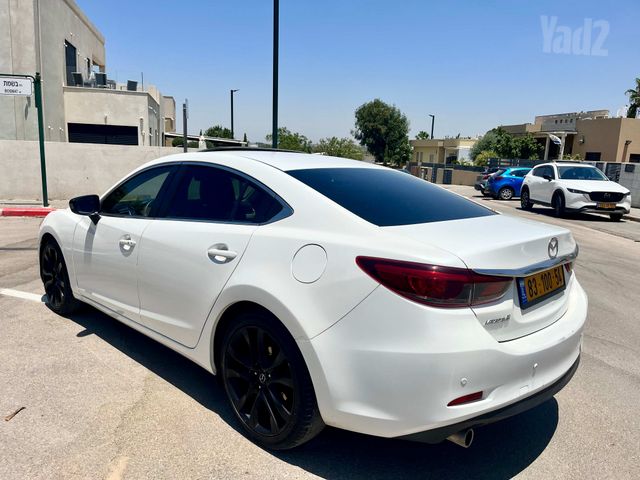 מאזדה 6