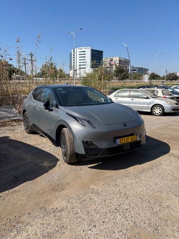 מודעת רכב לינק אנד קו 02