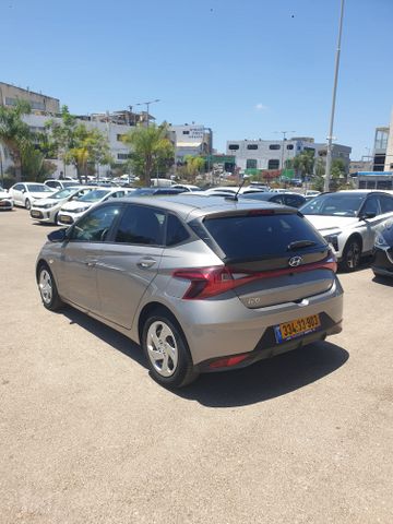 יונדאי i20