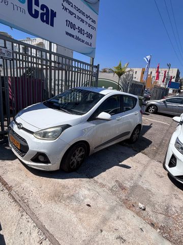 יונדאי i10