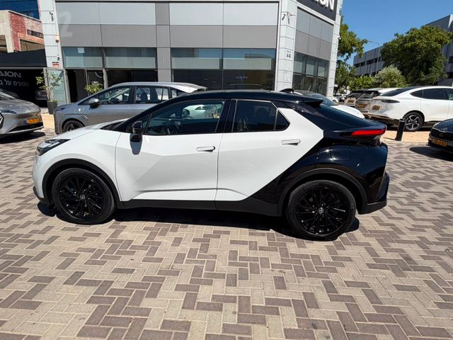 טויוטה C-HR