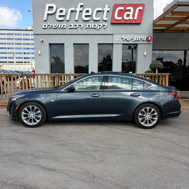 קאדילק CT5