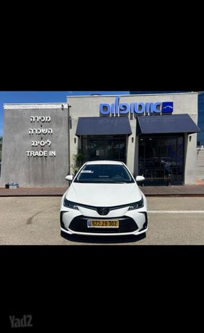 טויוטה קורולה