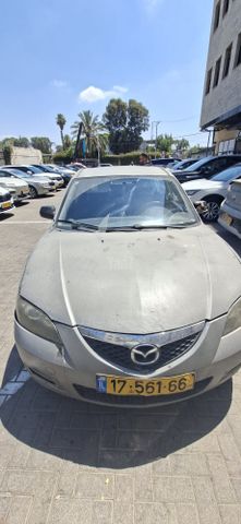 מאזדה 3