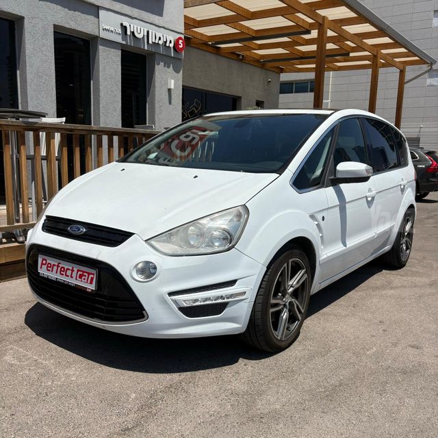 S-מקס Titanium אוט׳ 2.0 (240 כ״ס)