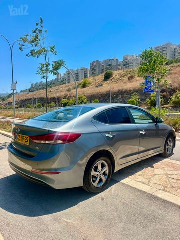 יונדאי אלנטרה