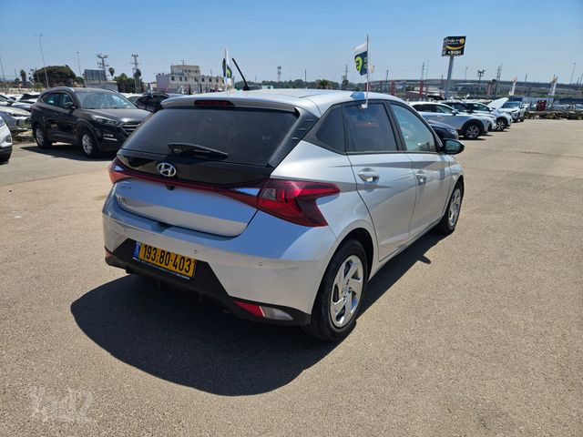 יונדאי i20