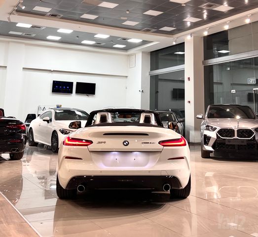 ב מ וו Z4