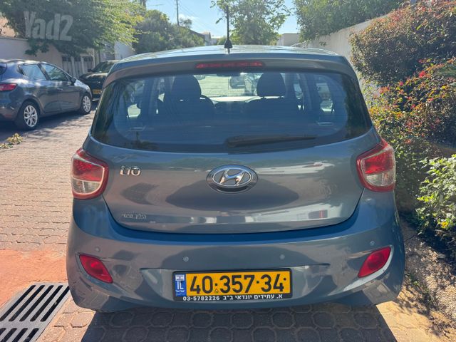 יונדאי i10