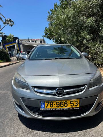אופל אסטרה