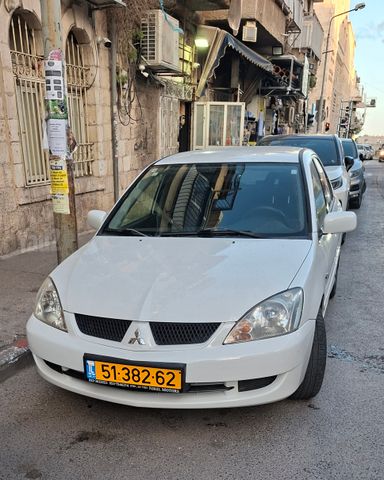 מודעת רכב מיצובישי לנסר