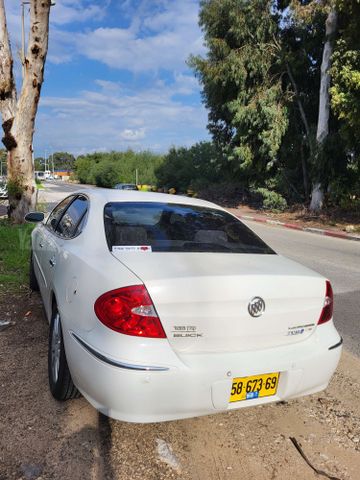 ביואיק לה-קרוס