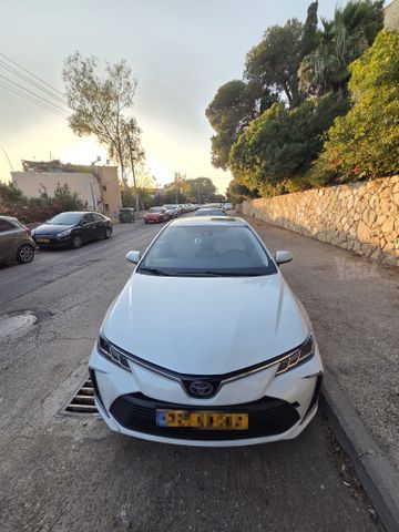טויוטה קורולה