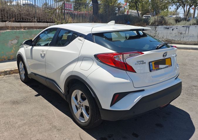 טויוטה C-HR