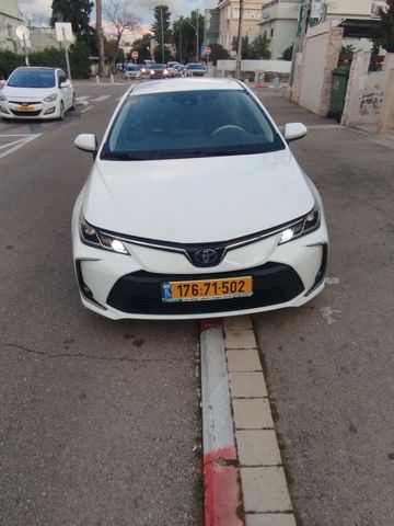 טויוטה קורולה