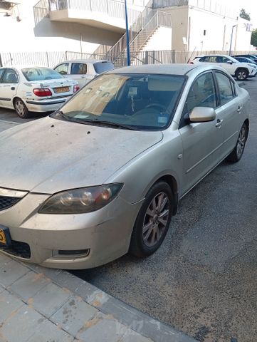 מאזדה 3