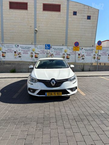 רנו מגאן