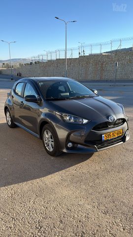 יאריס Style היברידי אוט׳ 5 דל 1.5 (92 כ״ס) [2024-2026]