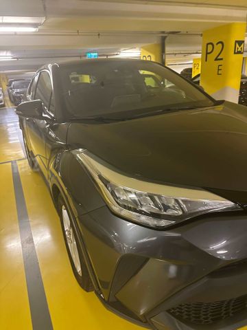 מודעת רכב טויוטה C-HR