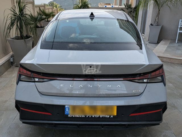 יונדאי אלנטרה