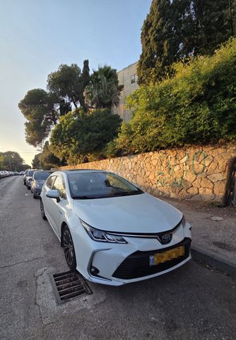 טויוטה קורולה
