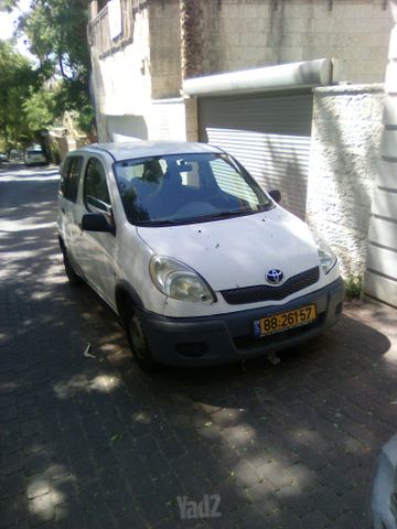 מודעת רכב טויוטה יאריס