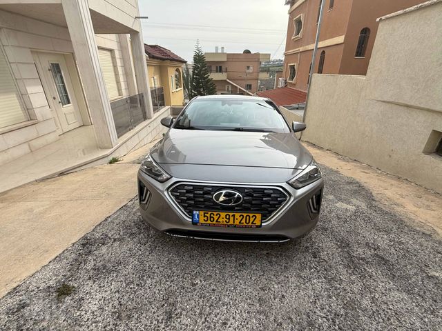 מודעת רכב יונדאי איוניק