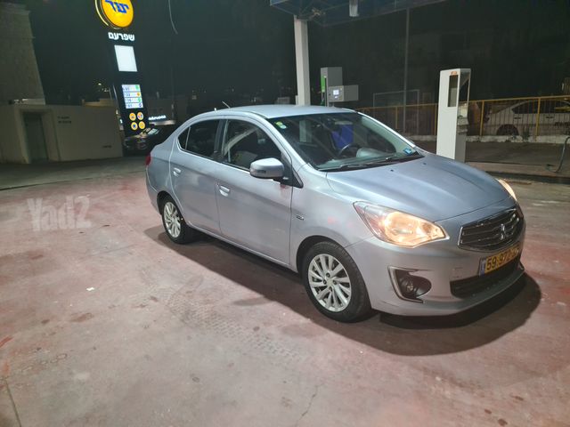 מיצובישי אטראז'