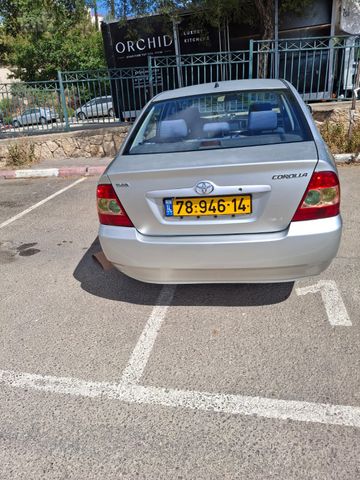 טויוטה קורולה