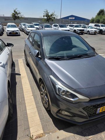 מודעת רכב יונדאי i20