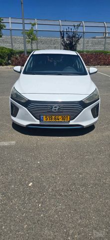 יונדאי איוניק