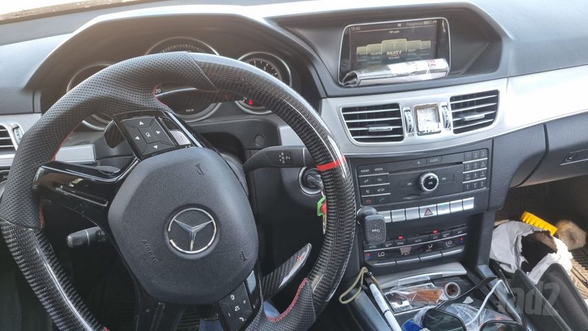 מרצדס-בנץ E-class